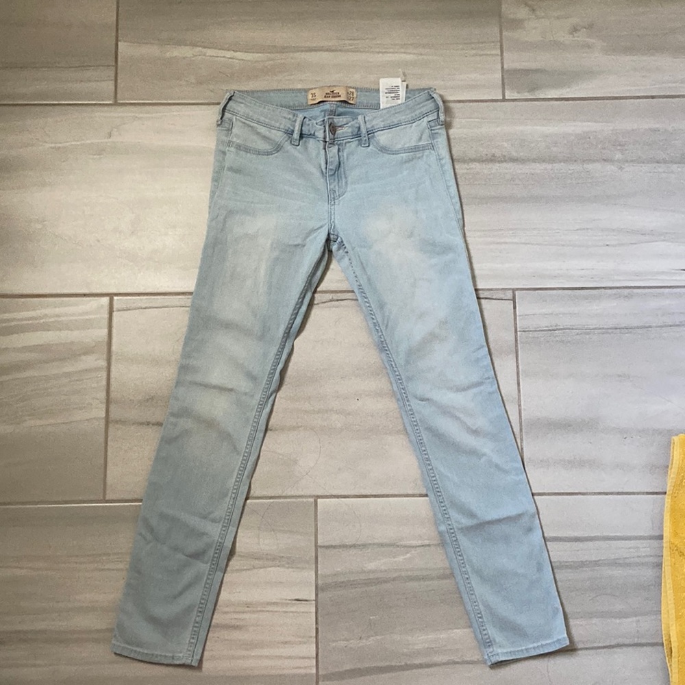 Hollister light wash jeggings